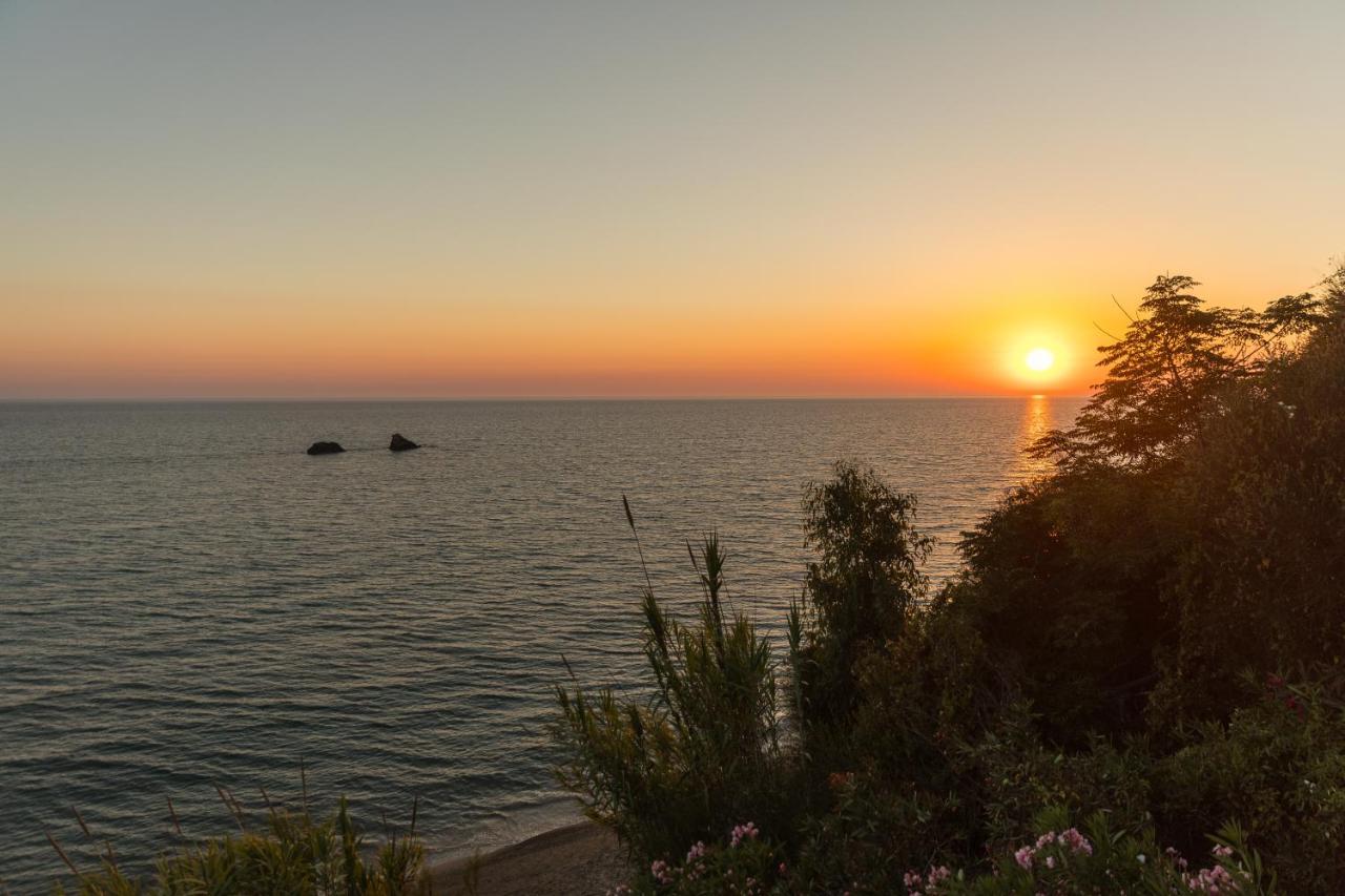 Almyra Villas Halikounas Экстерьер фото